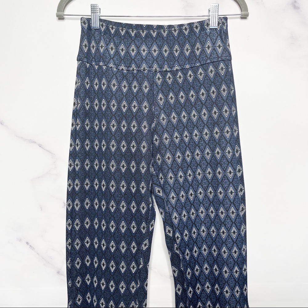 FARM Rio Diamond Print Flared Trouser Pant - Picture 2 of 10